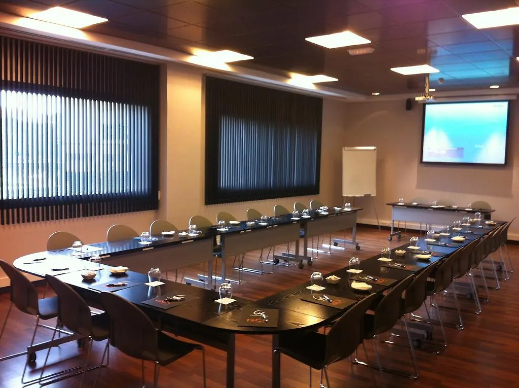 Tach Madrid Airport Hotel