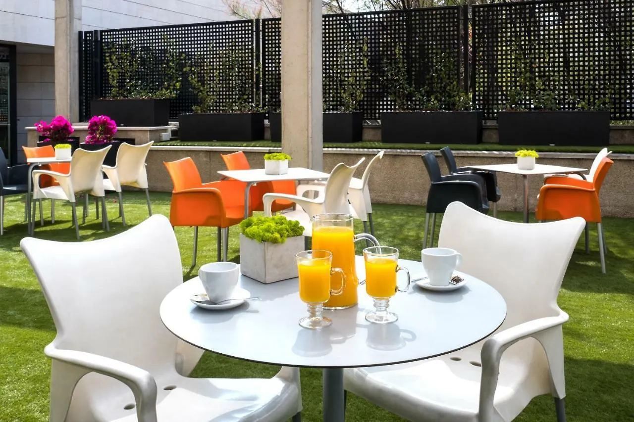 Tach Madrid Airport Hotel