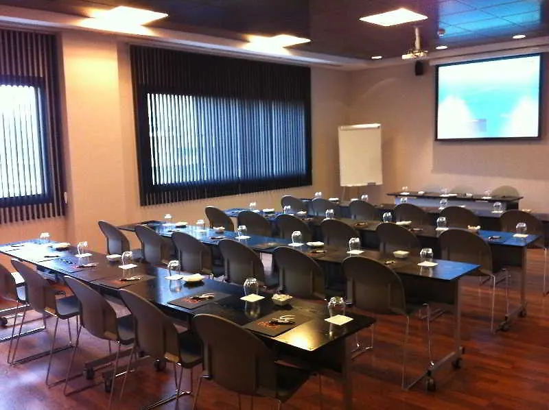****  Tach Madrid Airport Hotel Spain