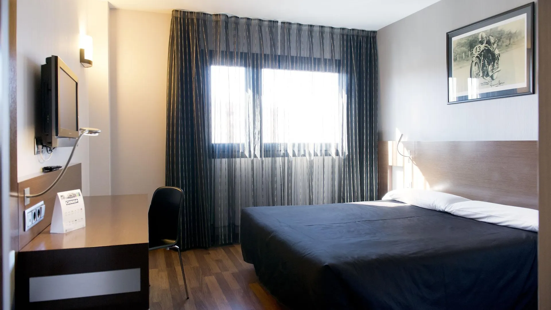 Tach Madrid Airport Hotel