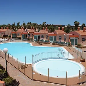 https://castillo-playa-bungalows.in-canary-islands.com