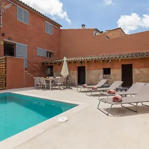 https://can-fronto.balearic-islands.net