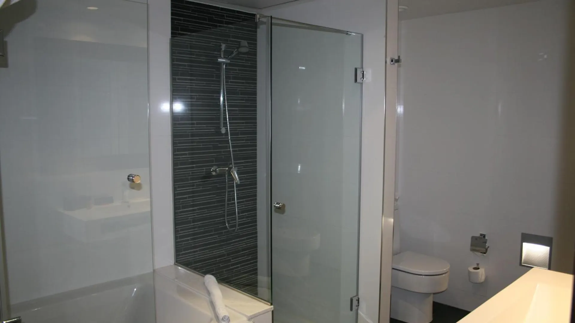 Hotel TaCH Madrid Airport 4*,  España