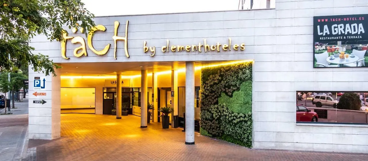 Hotel TaCH Madrid Airport 4*,